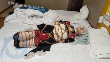【此间鸽者】cos若叶睦，超紧束缚+驷马