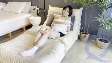【默示录】新模小媛，胶带束缚的体验~