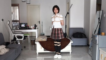 【心悦艺束】新妹子诺一试镜驷马口球