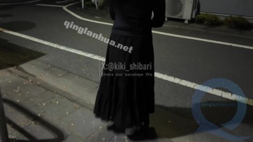 【kiki】（户外）第一次戴镣铐外出